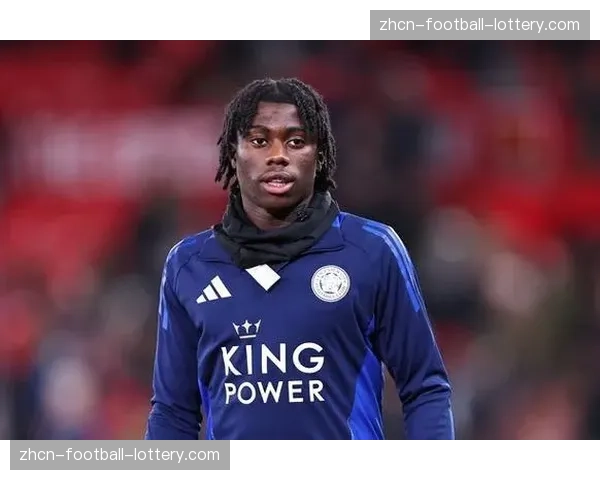 曼联追逐16岁超新星杰里米·蒙加，创下英冠最年轻进球纪录